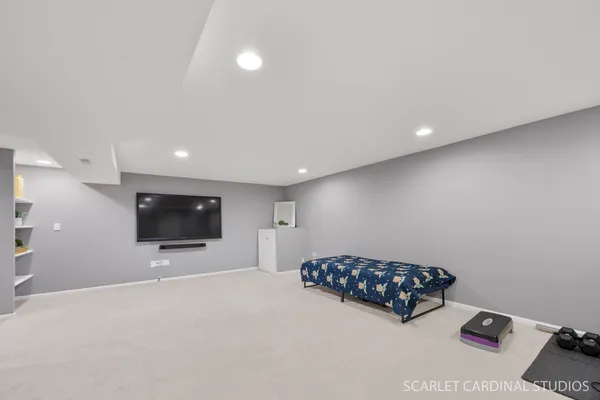 $420,000 | 2826 Peachtree Circle, Aurora, IL 60502