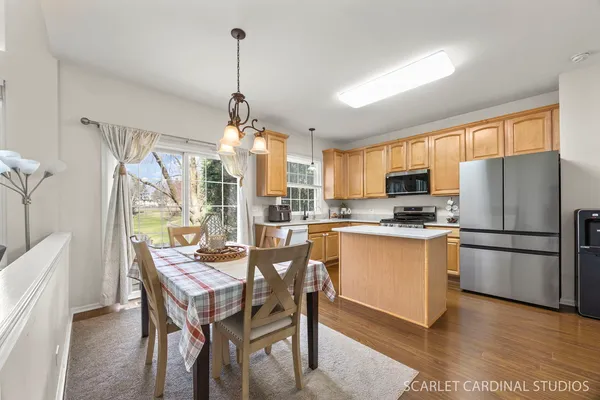 $420,000 | 2826 Peachtree Circle, Aurora, IL 60502