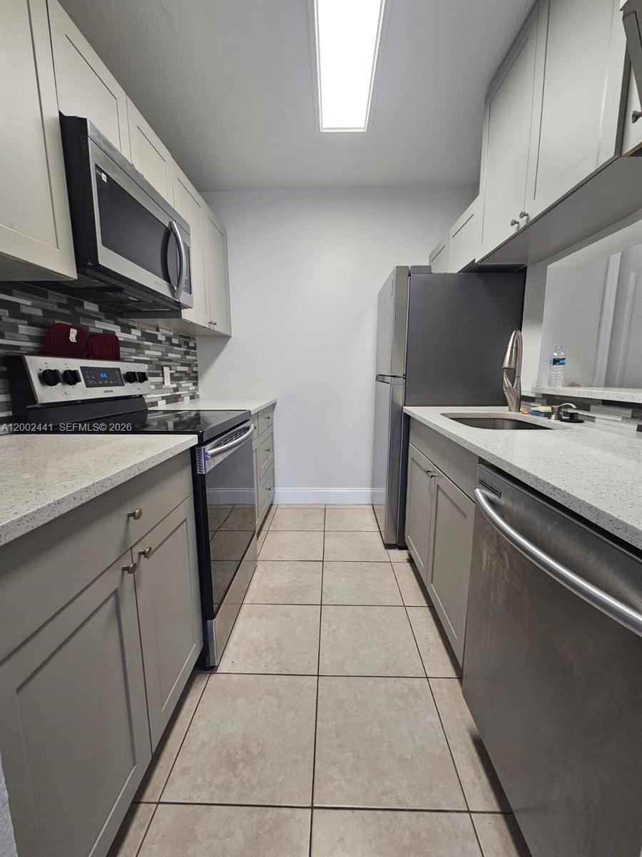 4401 West McNab Road, Unit 22 Pompano Beach, FL 33069 - Photo 2 of 14