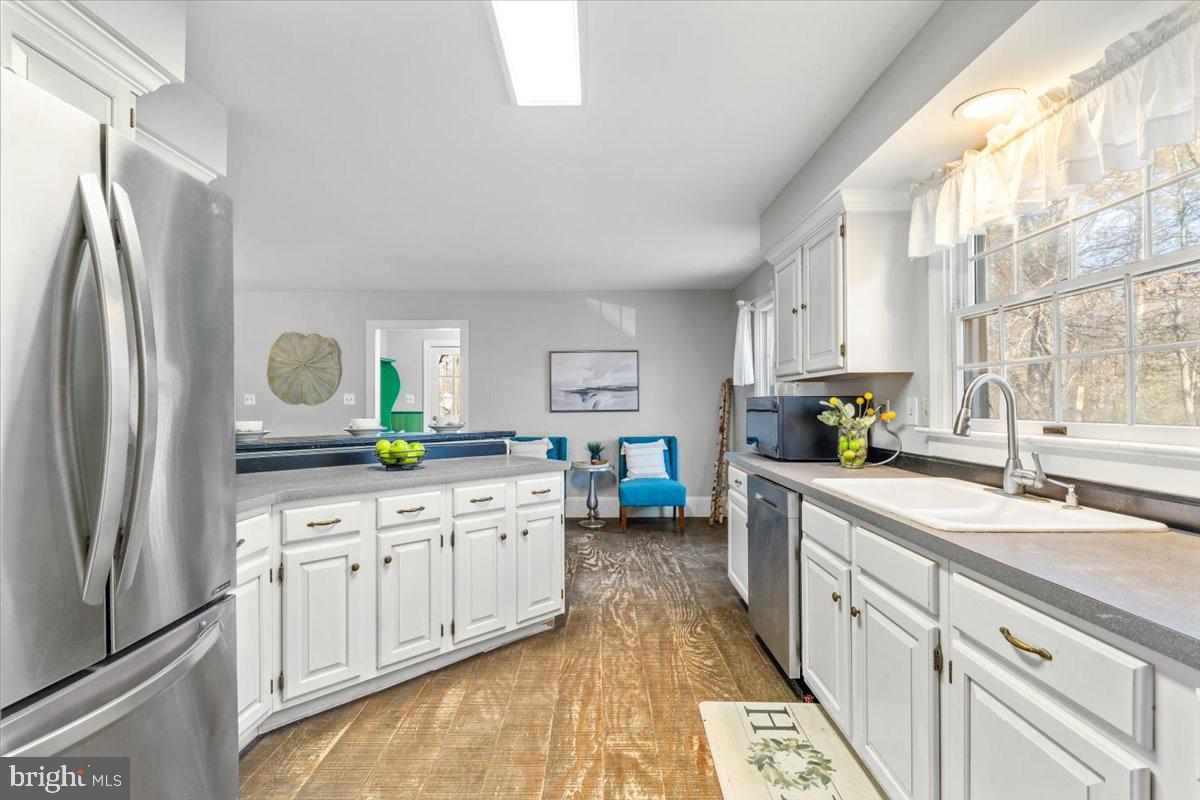 1122 Bradley Road Pasadena, MD 21122 - Photo 15 of 40 Gallery Image 15