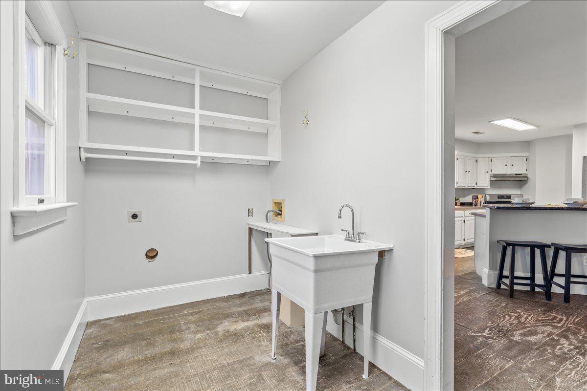 1122 Bradley Road Pasadena, MD 21122 - Photo 17 of 40 Gallery Image 17