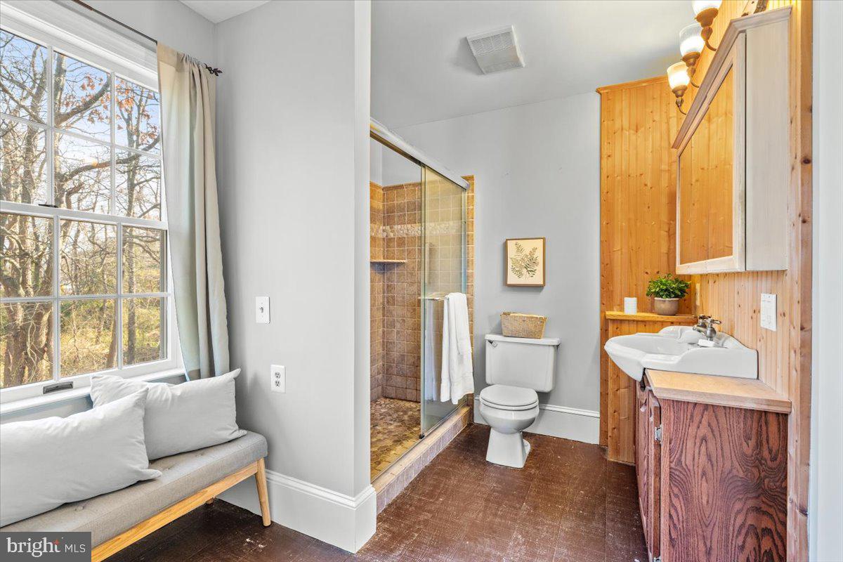 1122 Bradley Road Pasadena, MD 21122 - Photo 22 of 40 Gallery Image 22