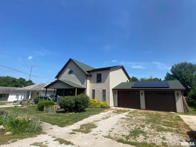 $180,000 | 406 Oak Street, Kincaid, IL 62540