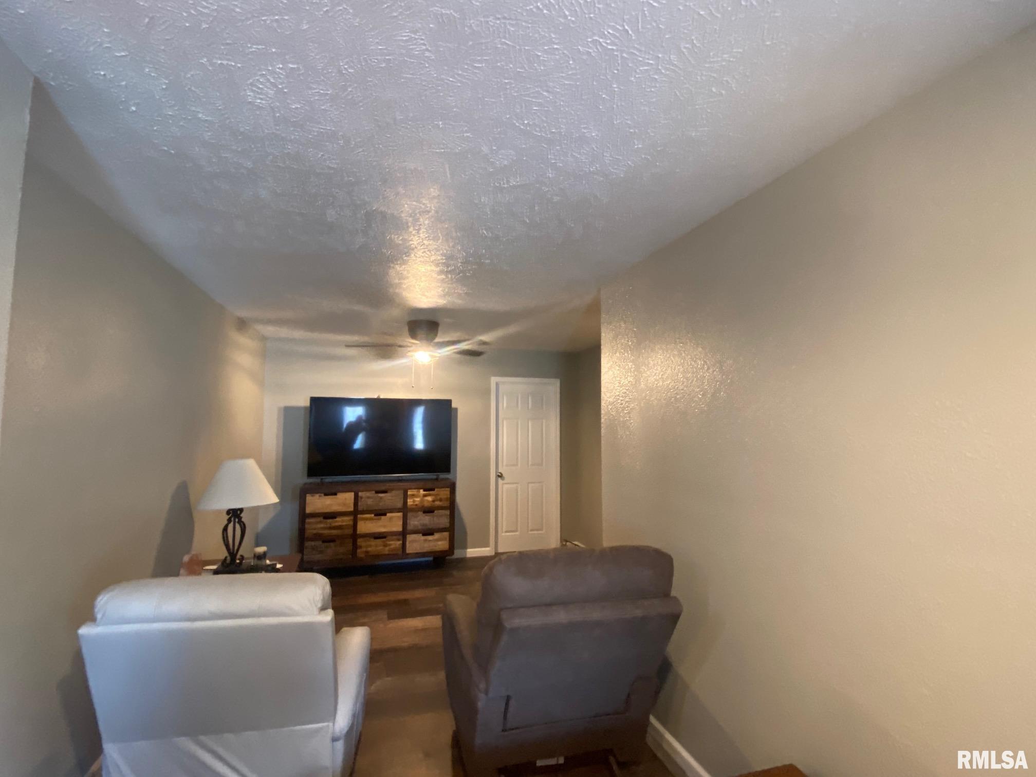 406 Oak Street Kincaid, IL 62540 - Photo 12 of 18