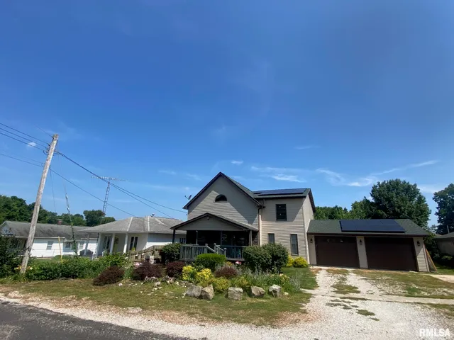 $180,000 | 406 Oak Street, Kincaid, IL 62540