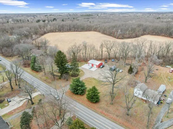 $235,500 | 2128 Occidental Highway, Adrian, MI 49221