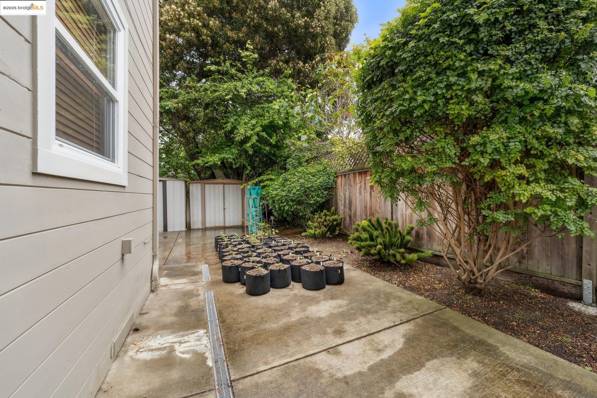 1226 Russell Street Berkeley, CA 94702 - Photo 20 of 32 a view of outdoor space and porch with furniture