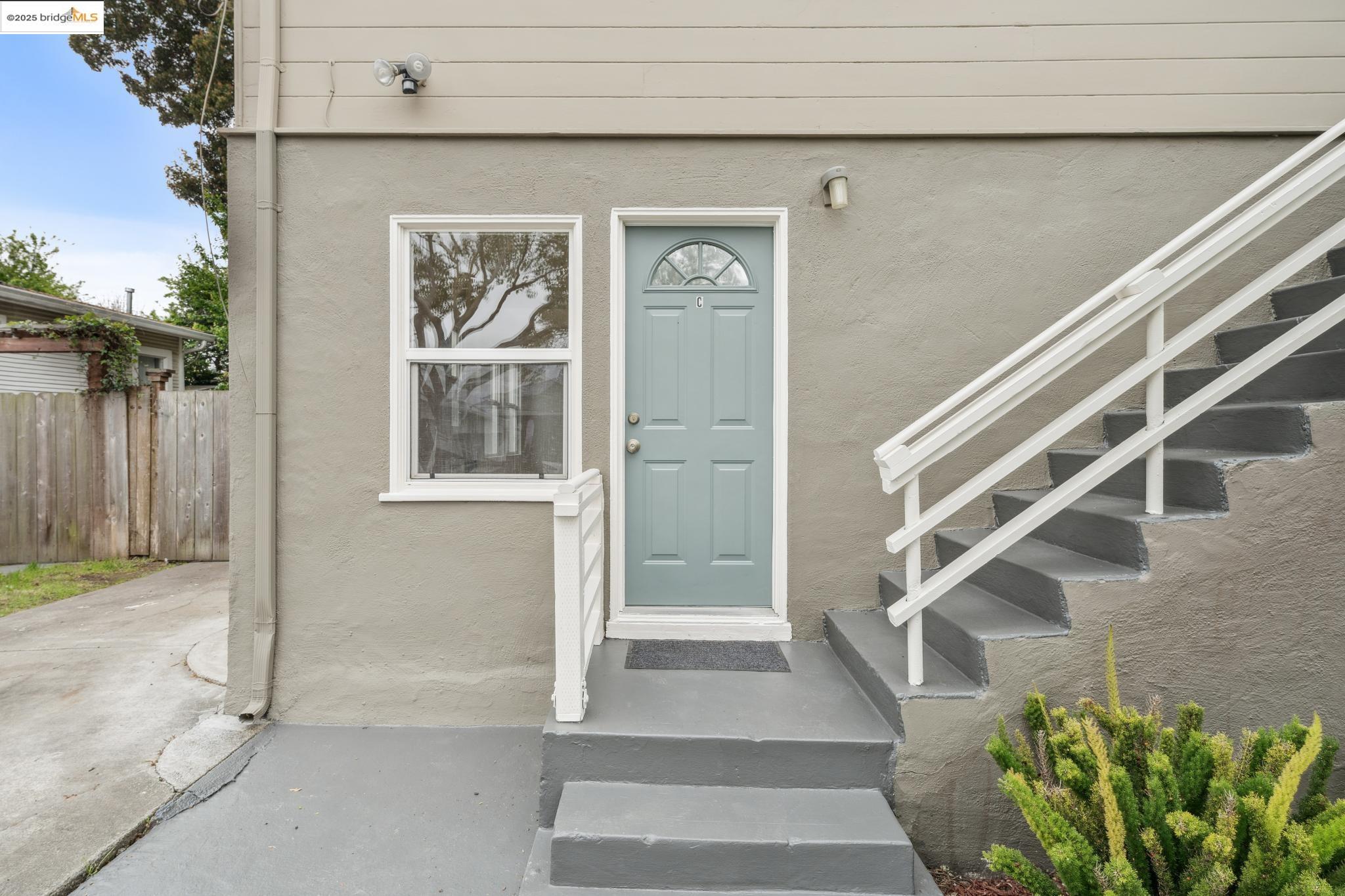 1226 Russell Street Berkeley, CA 94702 - Photo 4 of 32 a view of entryway with a front door