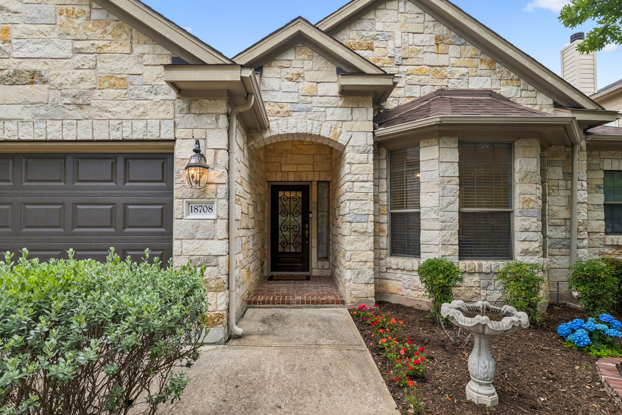 18708 Wind Valley Way Pflugerville, TX 78660 - Photo 10 of 40