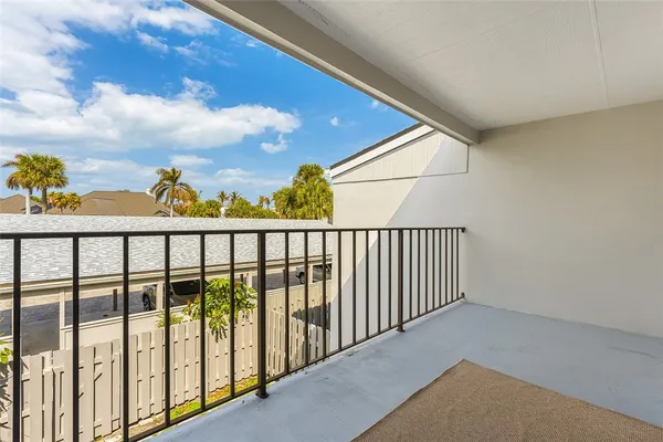 $3,600 | 2155 Galleon Drive, Unit 4, Vero Beach, FL 32963