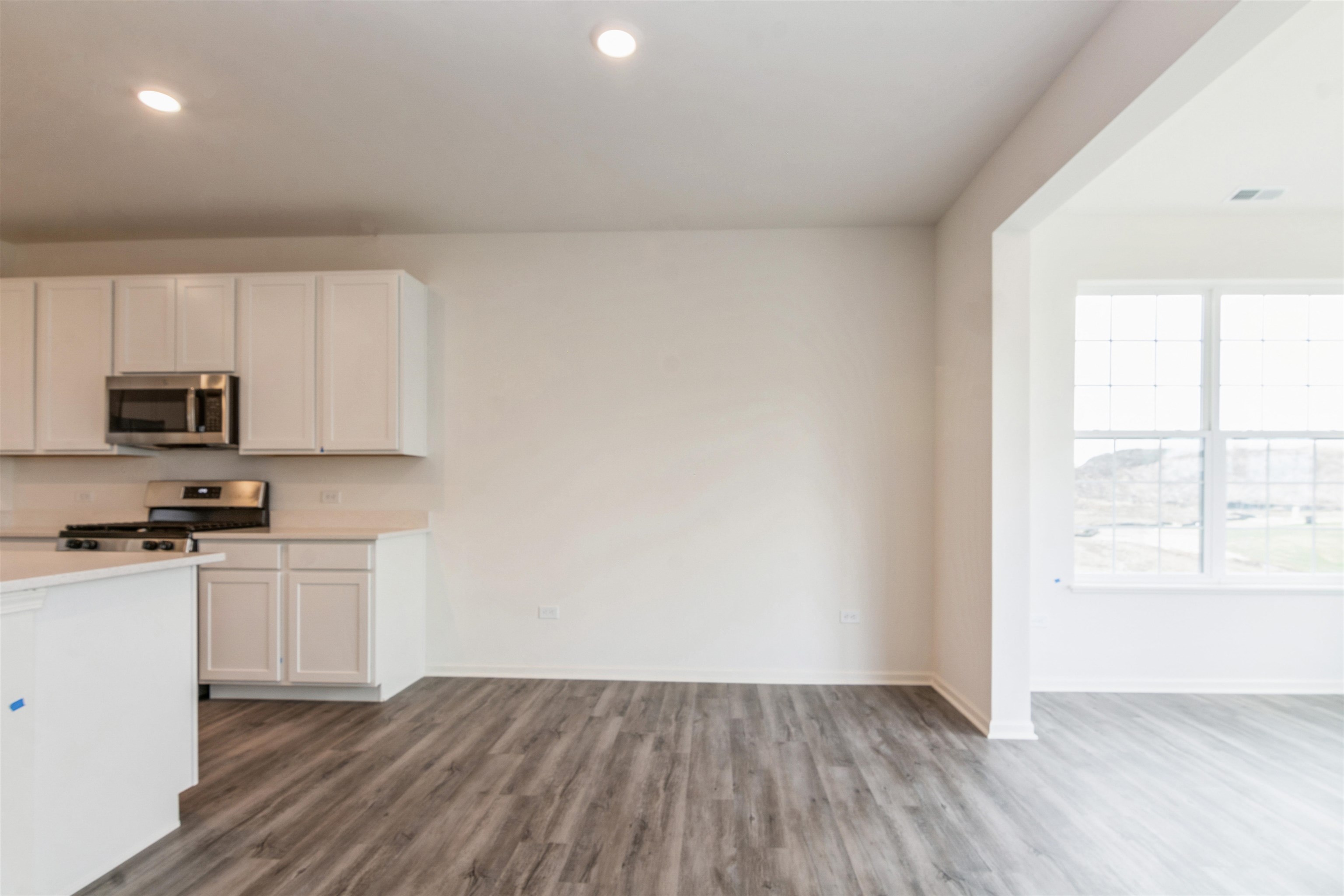 2801 Alpine, Unit 81 Stoughton, WI 53589 - Photo 6 of 35