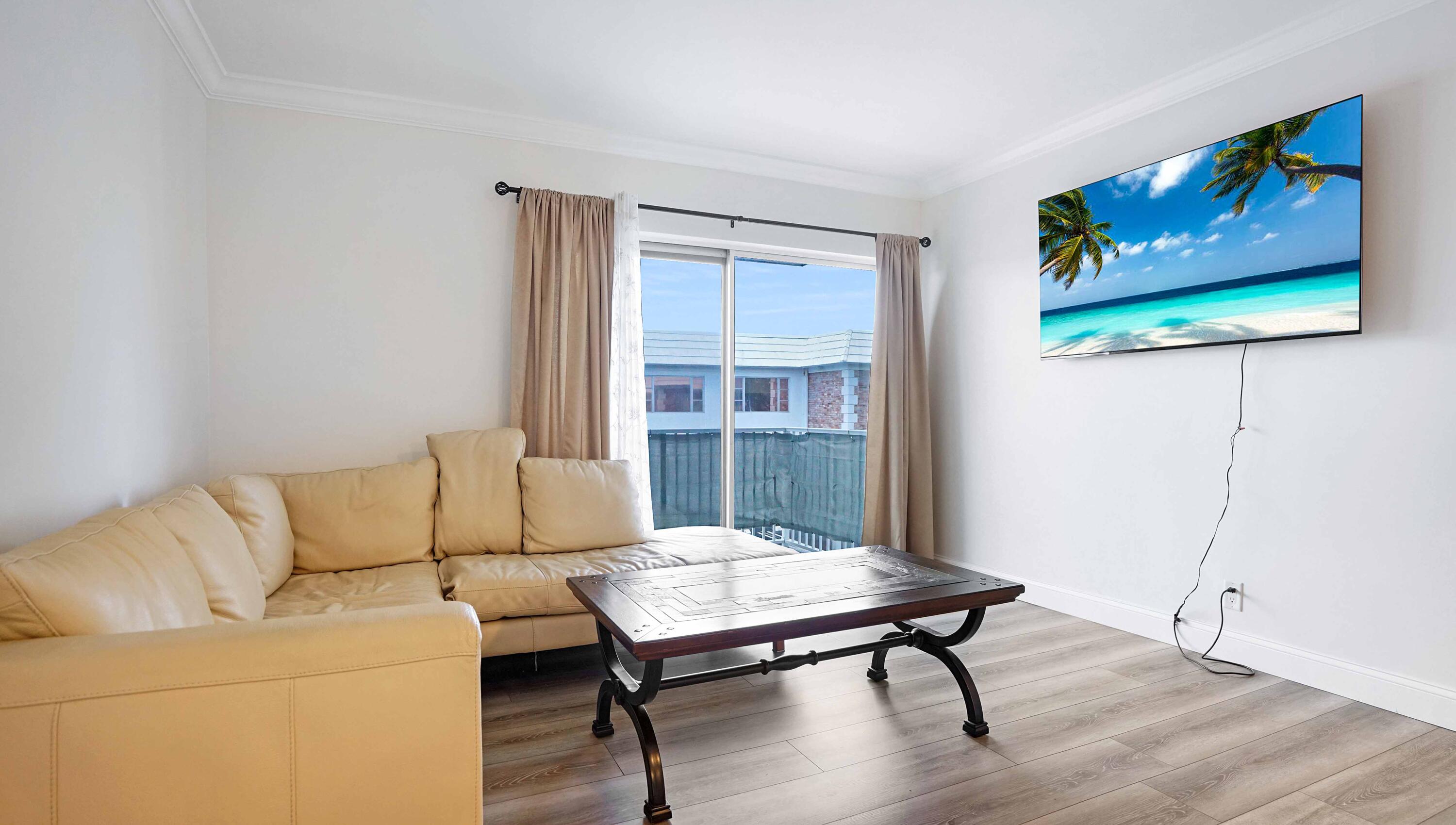 330 South Cypress Road, Unit 625 Pompano Beach, FL 33060 - Photo 2 of 28 DSC09516