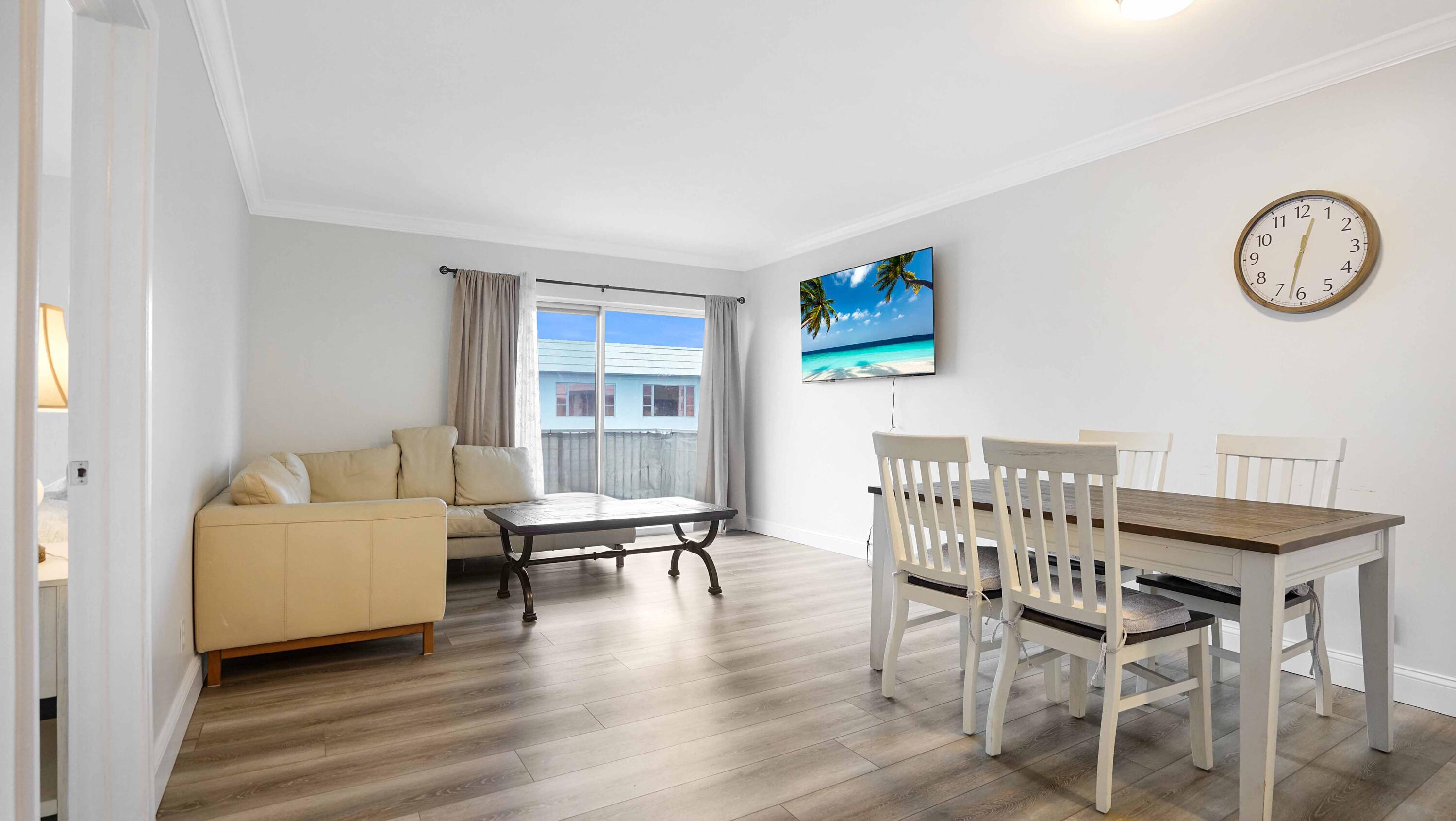 330 South Cypress Road, Unit 625 Pompano Beach, FL 33060 - Photo 3 of 28 DSC09513