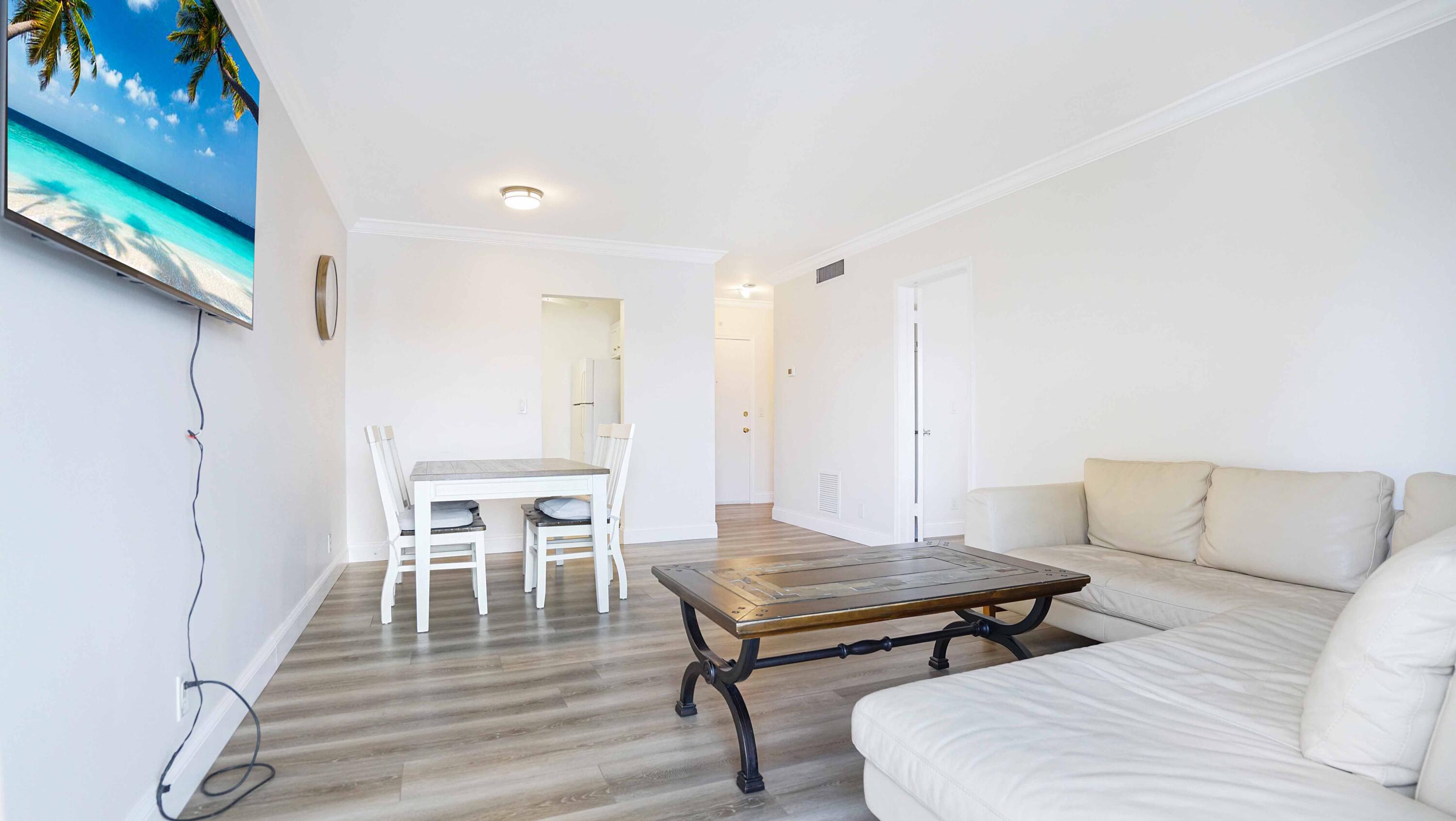 330 South Cypress Road, Unit 625 Pompano Beach, FL 33060 - Photo 5 of 28 DSC09522