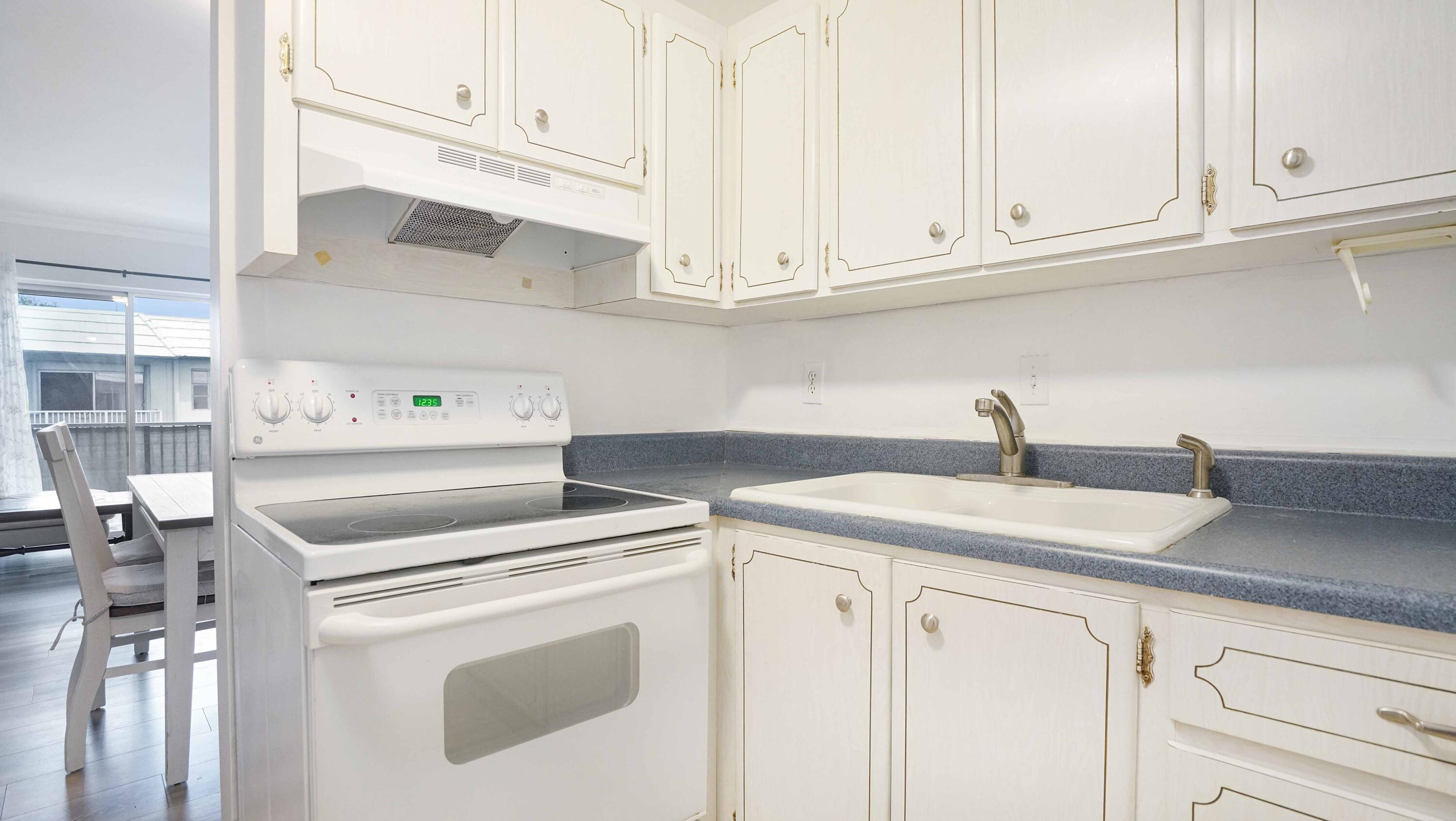 330 South Cypress Road, Unit 625 Pompano Beach, FL 33060 - Photo 8 of 28 DSC09540