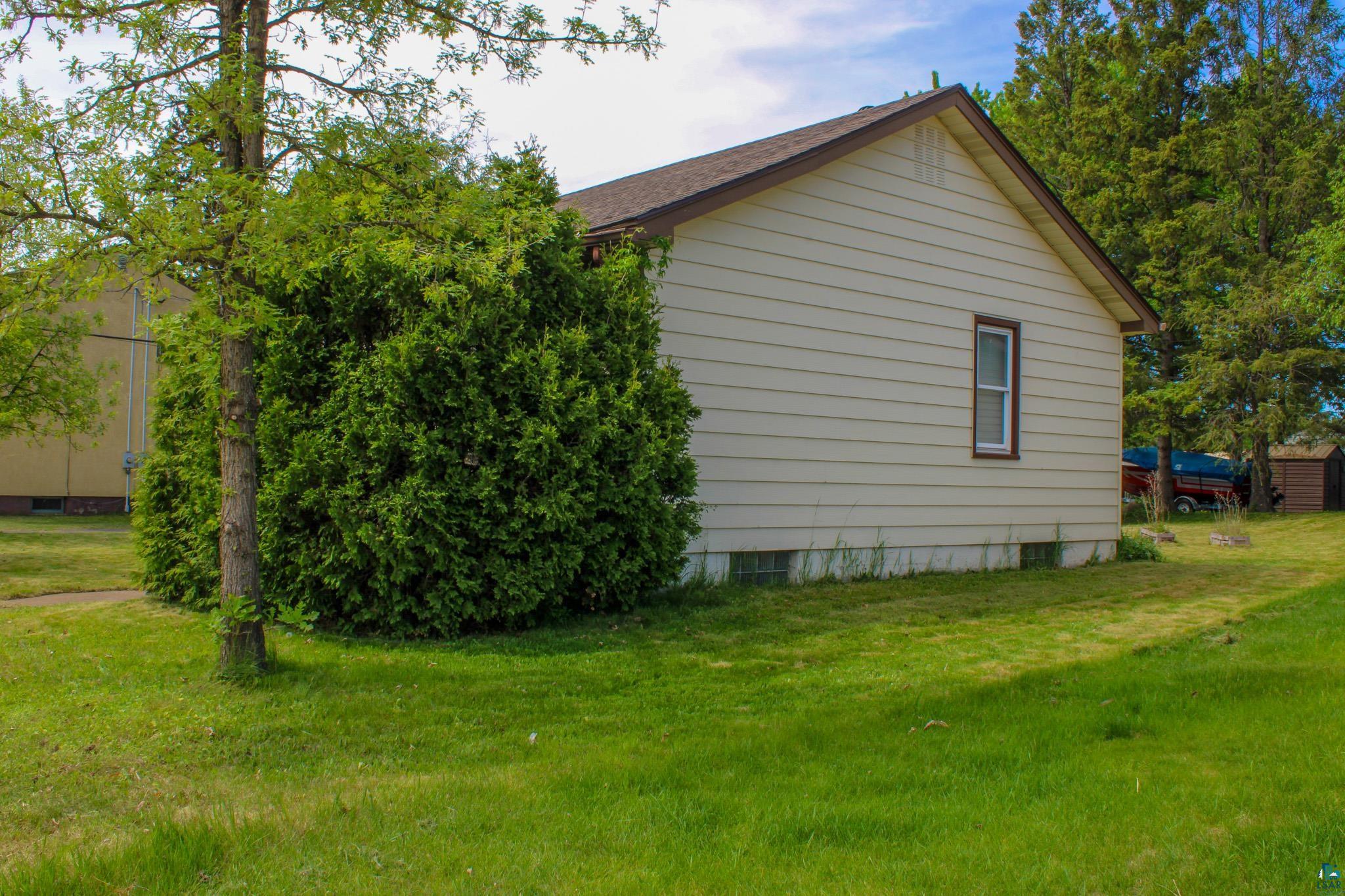 423 East 38th Street Hibbing, MN 55746 - Photo 26 of 38