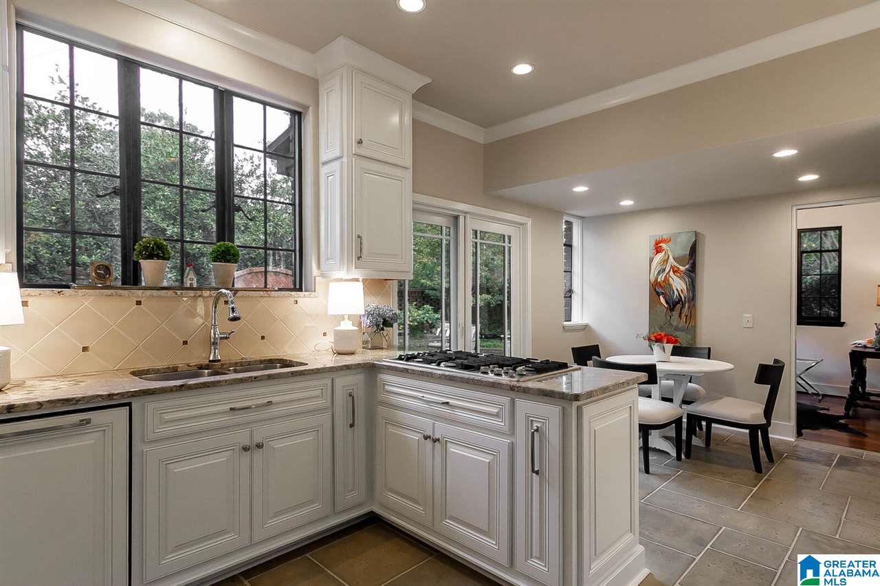4424 Overlook Road Birmingham, AL 35222 - Photo 14 of 41