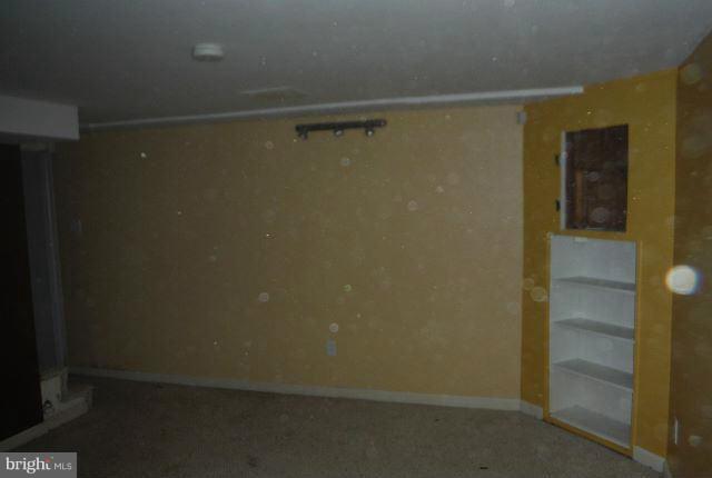 1800 Swansea Road Baltimore, MD 21239 - Photo 6 of 8 a view of small space