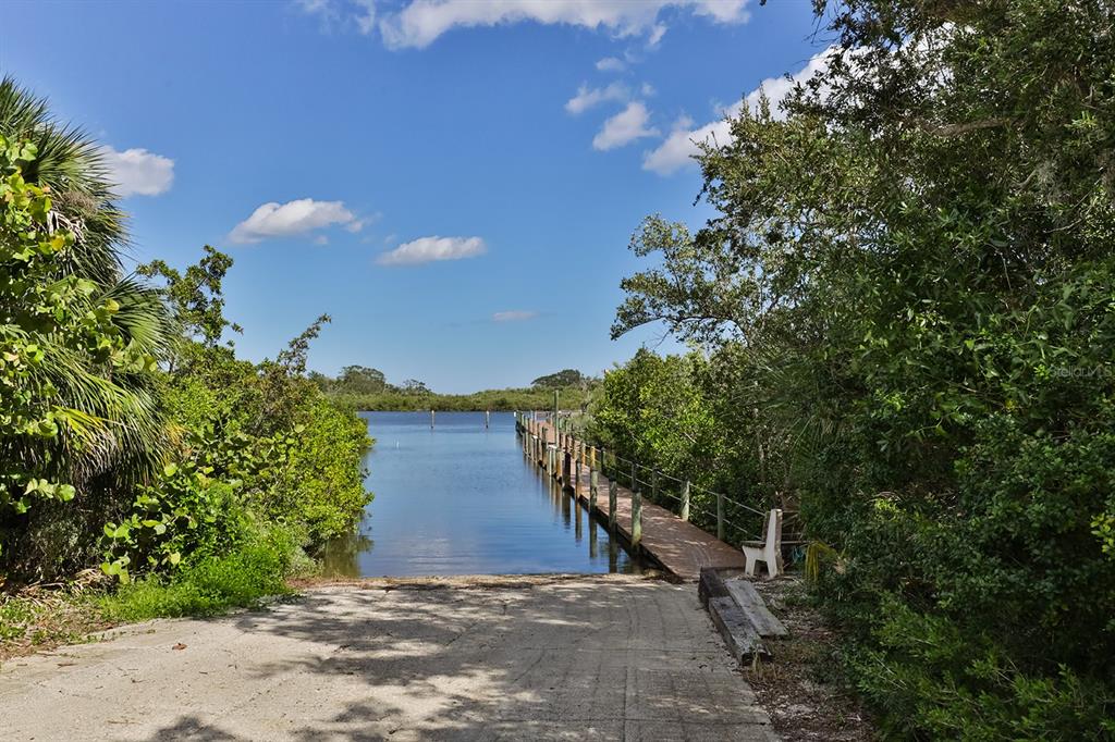 810 Navigators Way Edgewater, FL 32141 - Photo 30 of 34 a view of a yard