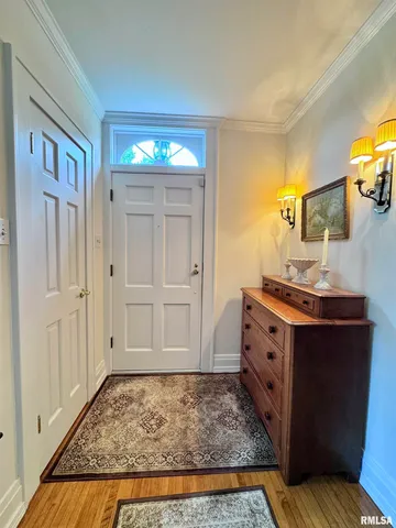 $384,500 | 404 South Edwards Street, Macomb, IL 61455