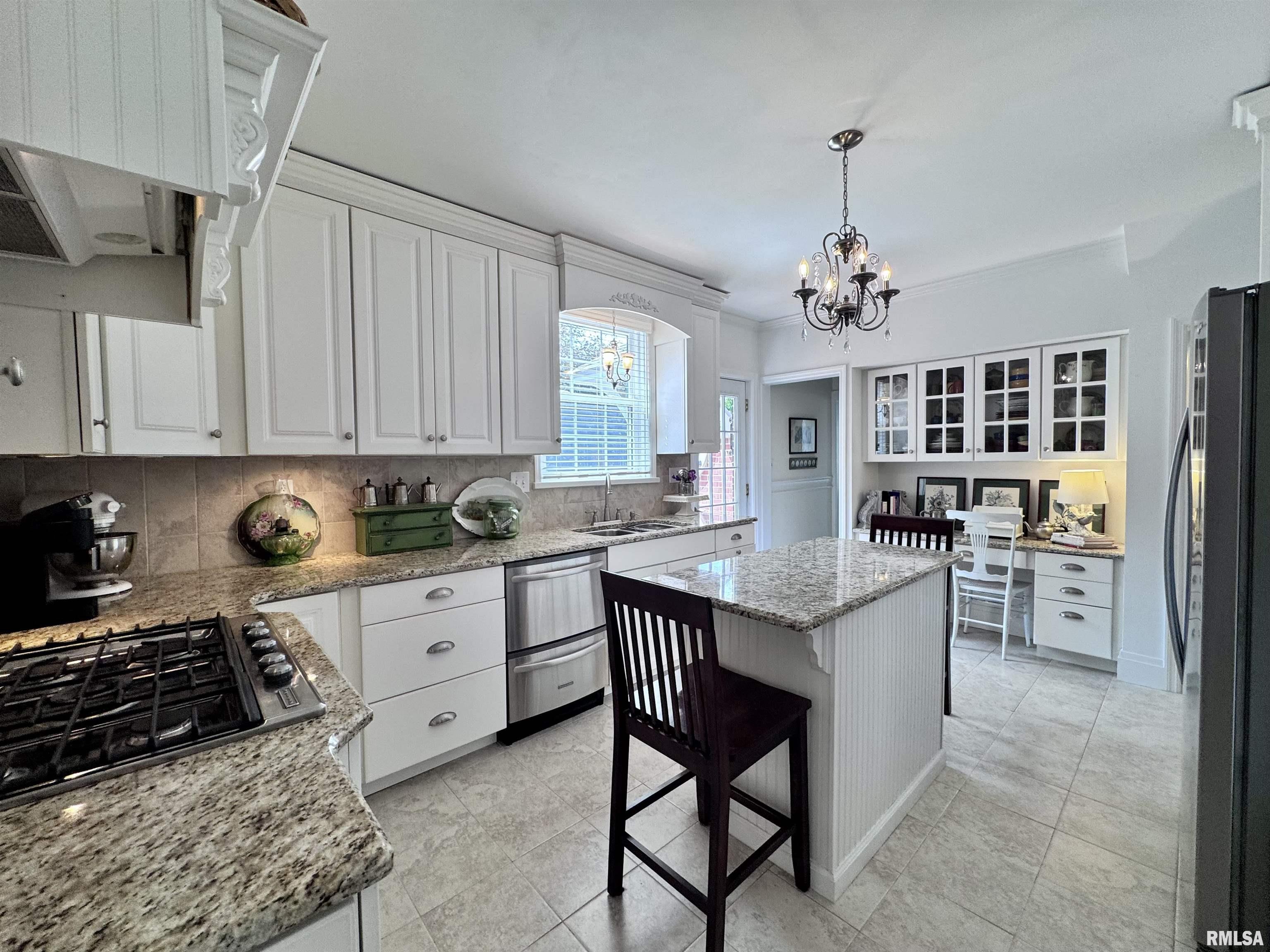 404 South Edwards Street Macomb, IL 61455 - Photo 24 of 58