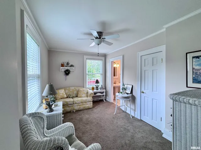 $384,500 | 404 South Edwards Street, Macomb, IL 61455