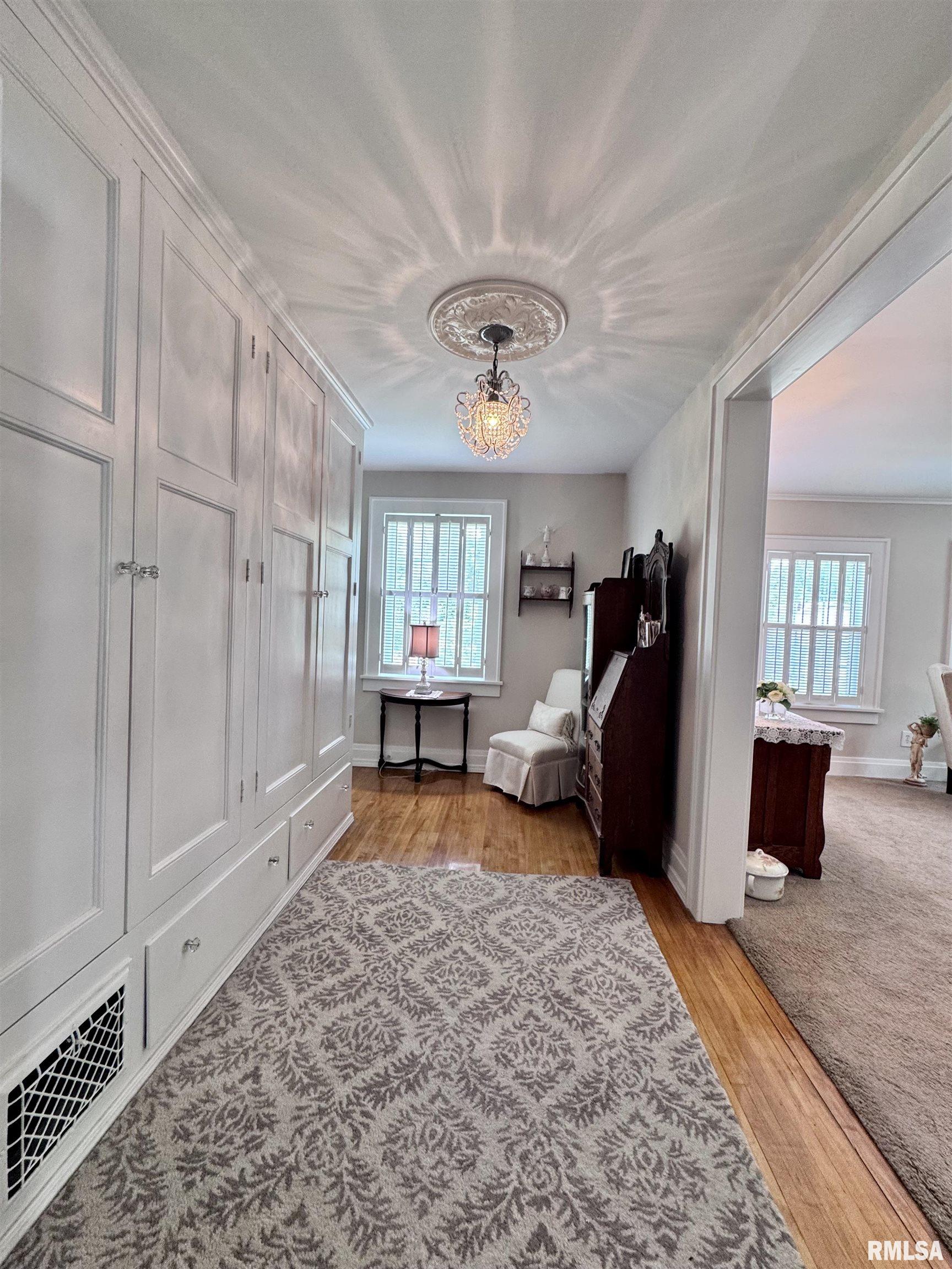 404 South Edwards Street Macomb, IL 61455 - Photo 35 of 58