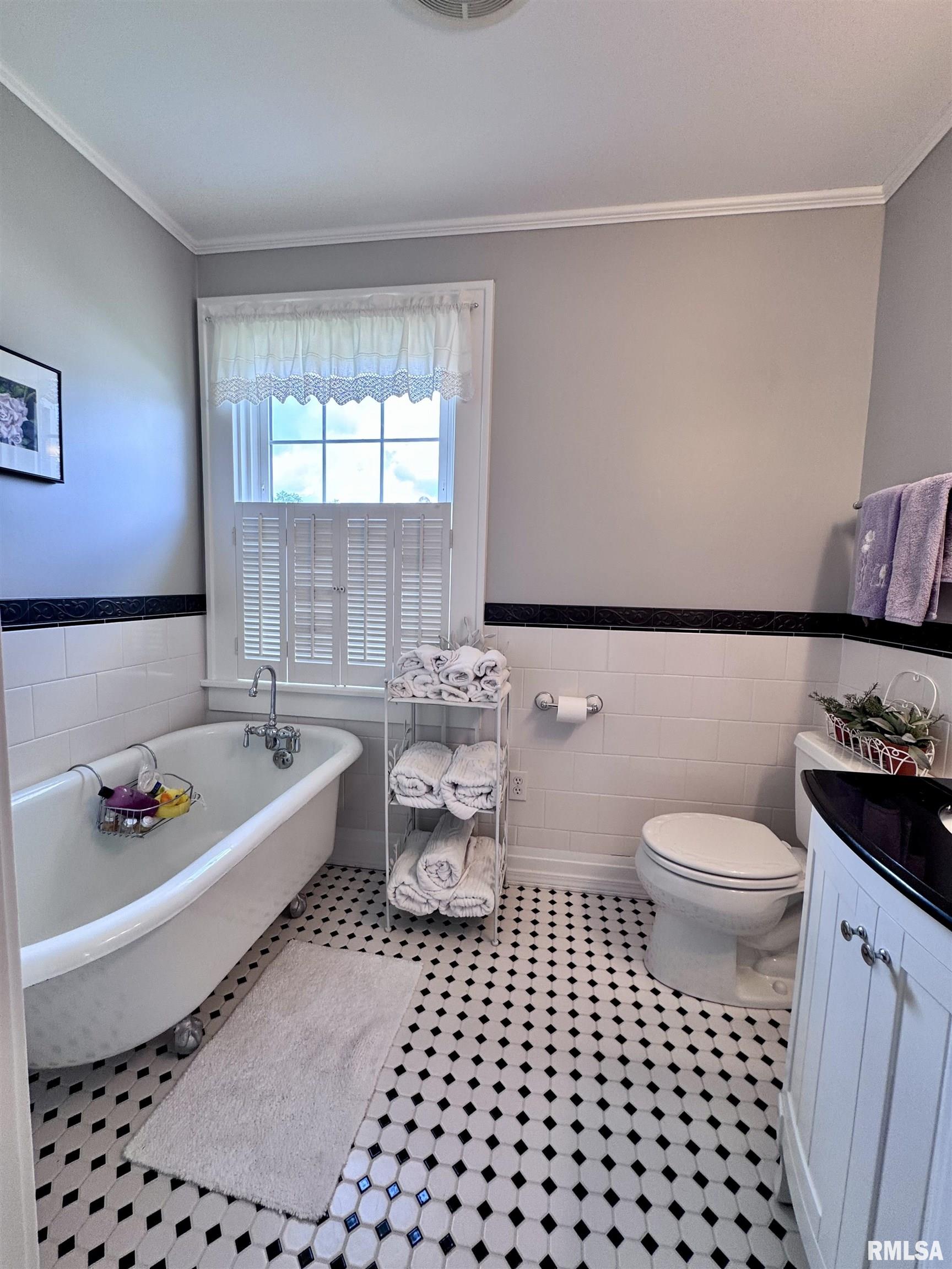 404 South Edwards Street Macomb, IL 61455 - Photo 43 of 58