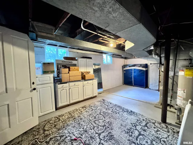 $384,500 | 404 South Edwards Street, Macomb, IL 61455