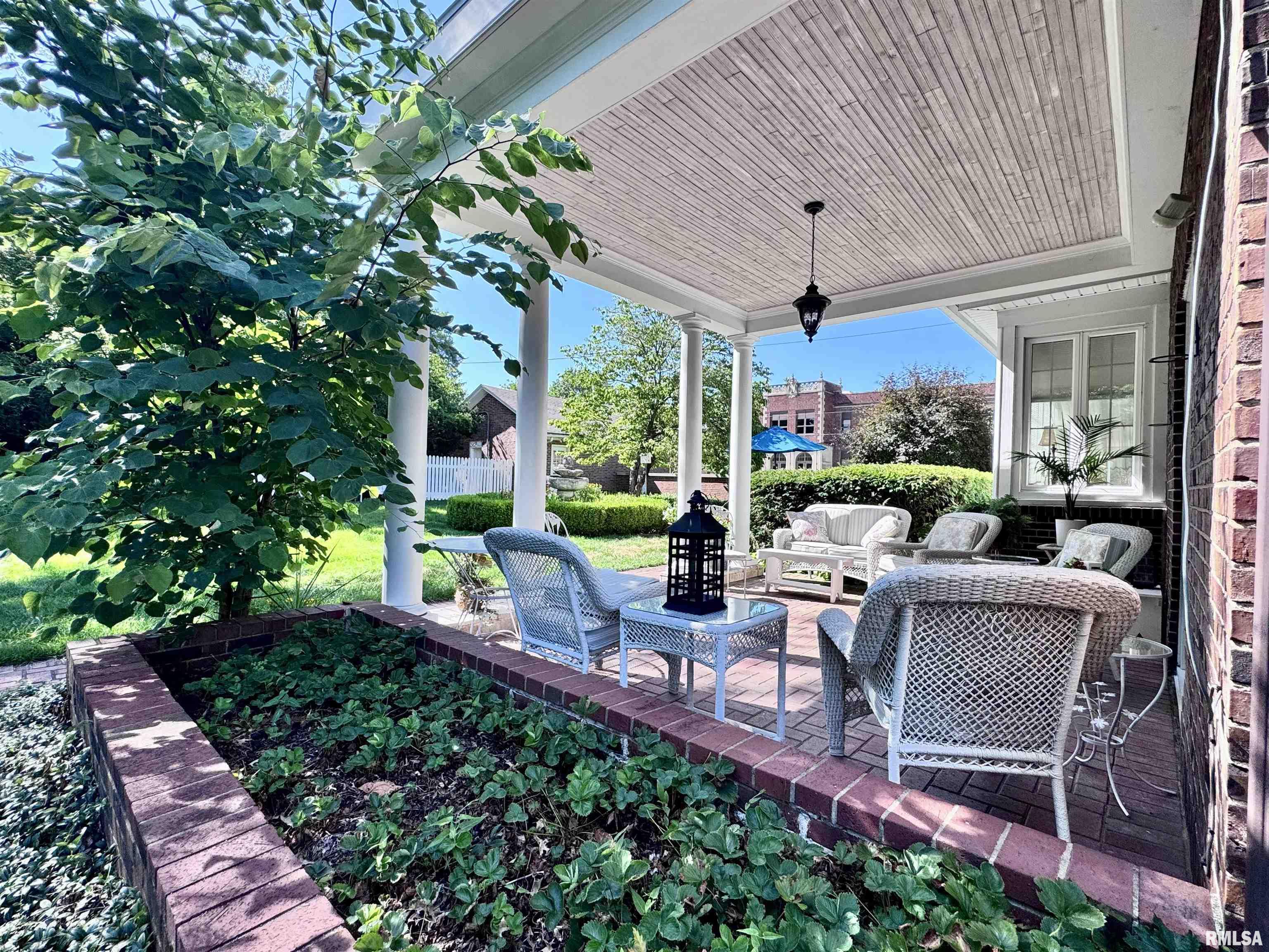 404 South Edwards Street Macomb, IL 61455 - Photo 53 of 58