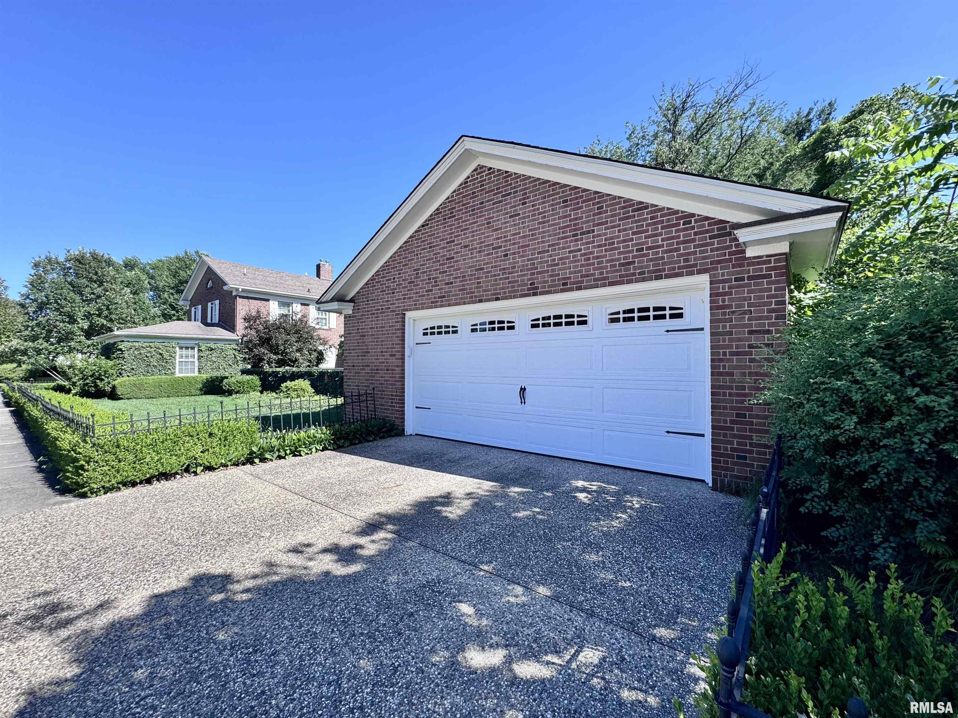 404 South Edwards Street Macomb, IL 61455 - Photo 57 of 58