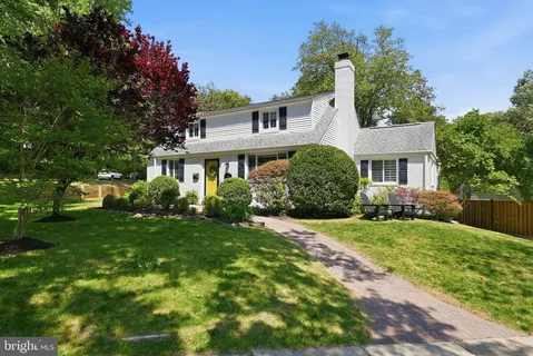 $1,000,000 | 6207 Adelaide Drive, Bethesda, MD 20817