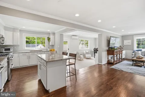 $1,000,000 | 6207 Adelaide Drive, Bethesda, MD 20817