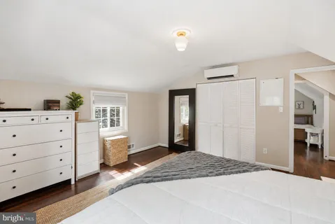 $1,000,000 | 6207 Adelaide Drive, Bethesda, MD 20817