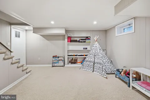 $1,000,000 | 6207 Adelaide Drive, Bethesda, MD 20817