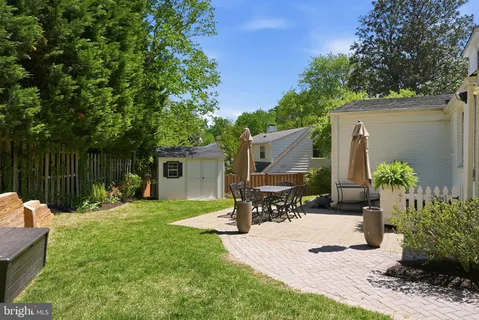 $1,000,000 | 6207 Adelaide Drive, Bethesda, MD 20817