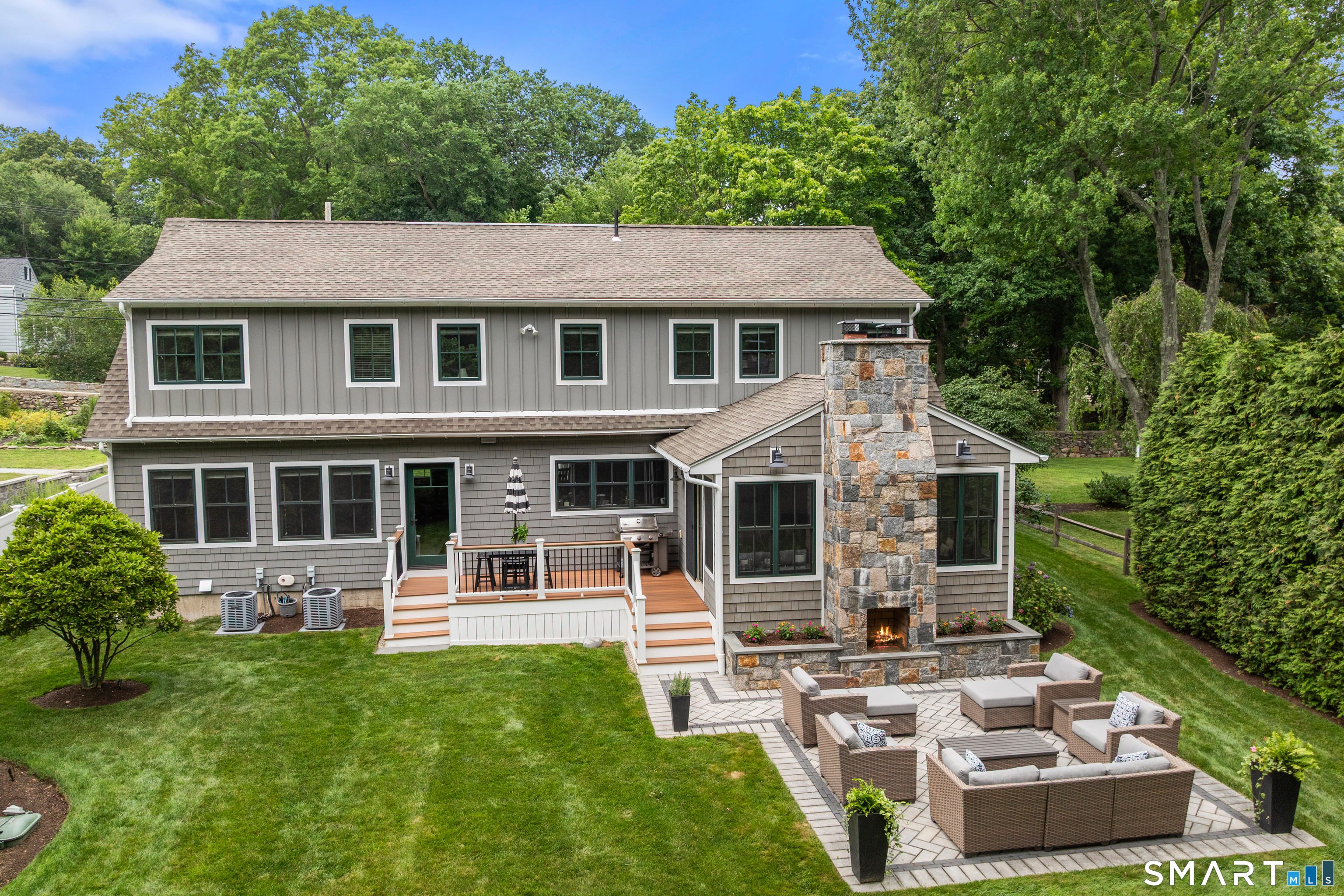 121 Osborne Hill Road Fairfield, CT 06824 - Photo 37 of 39