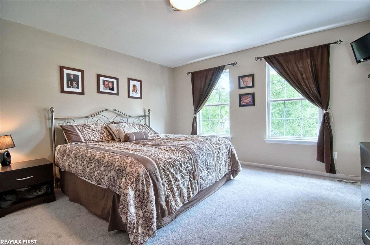 2409 Melvin Avenue Rochester Hills, MI 48307 - Photo 13 of 28