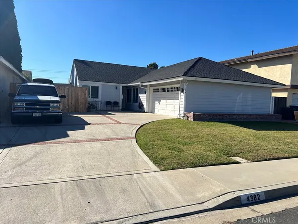 $1,599,900 | 4382 Skylark Street, Irvine, CA 92604