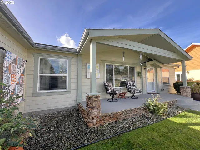 $397,000 | 63408 Nathan Drive, Coos Bay, OR 97420