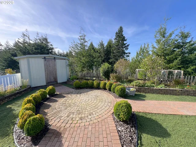 $397,000 | 63408 Nathan Drive, Coos Bay, OR 97420