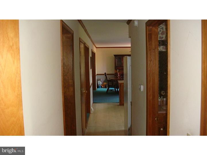 632 Roadstown Road Bridgeton, NJ 08302 - Photo 13 of 25 Hallway