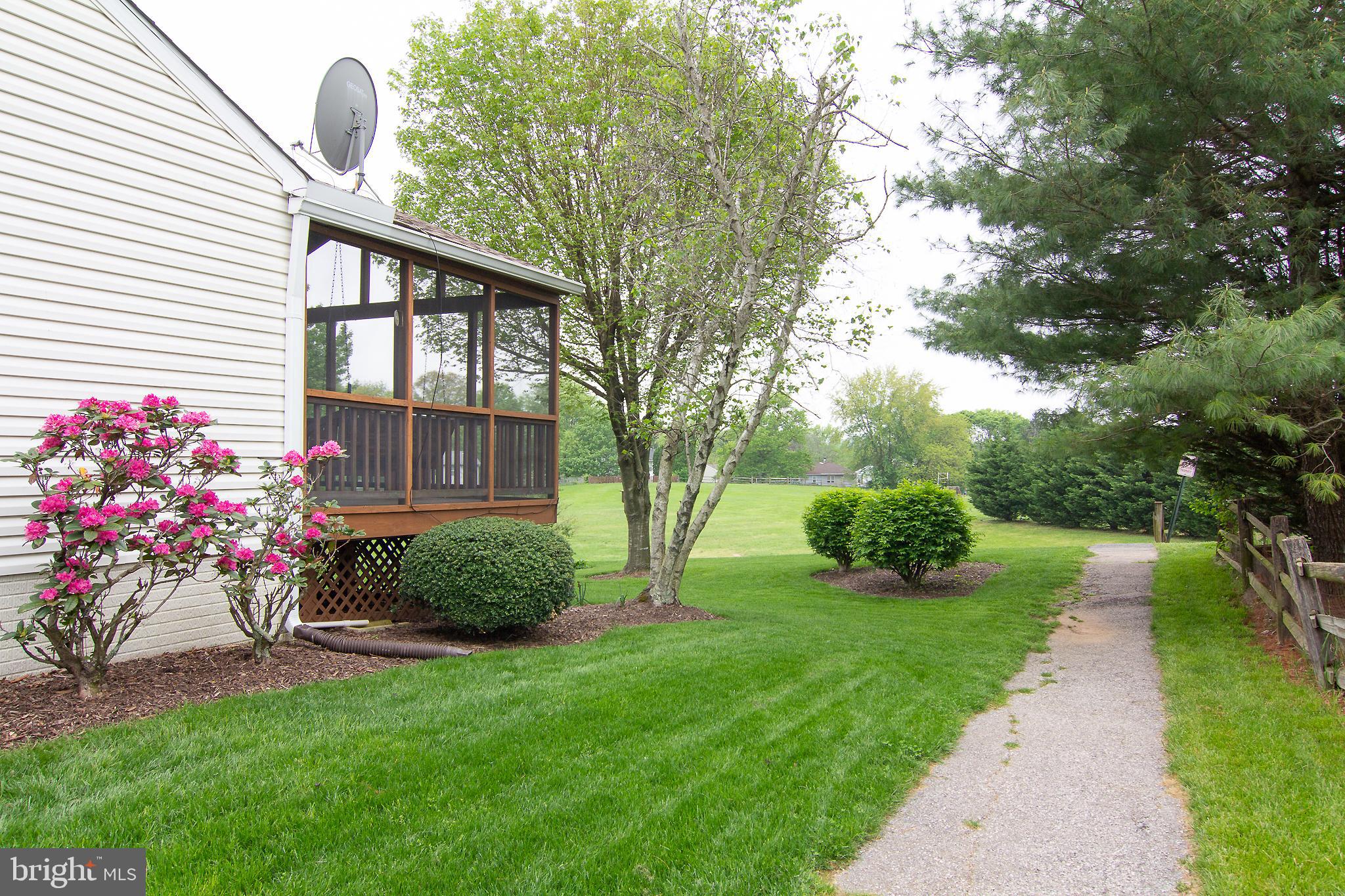 6683 Slacks Road Eldersburg, MD 21784 - Photo 31 of 37 Walkers path