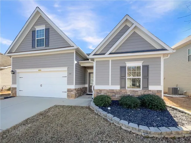 $408,000 | 101 Thomaston Street, Newnan, GA 30263