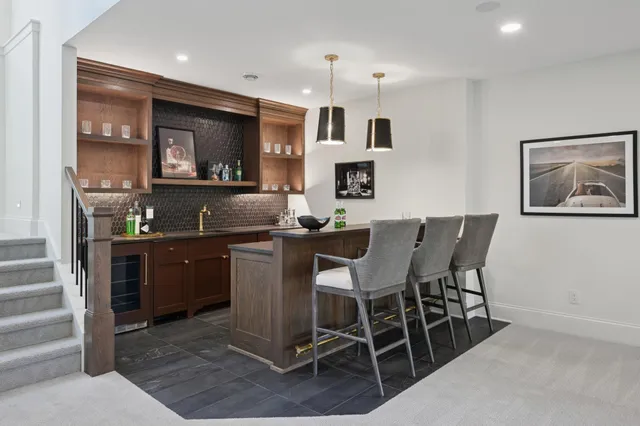 $2,295,000 | 9414 Highway 12, Independence, MN 55328