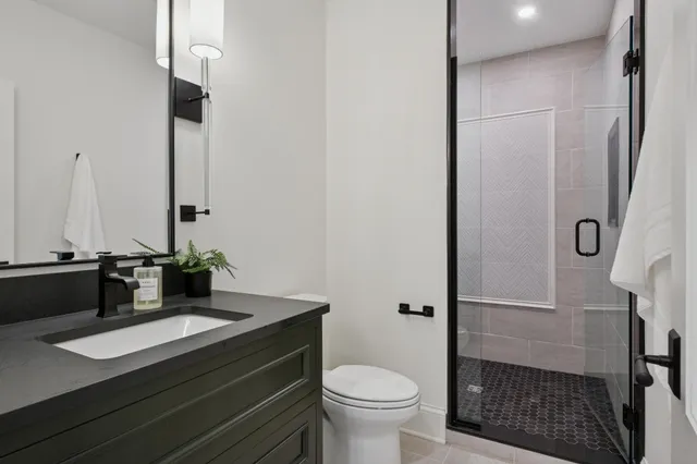 $2,295,000 | 9414 Highway 12, Independence, MN 55328