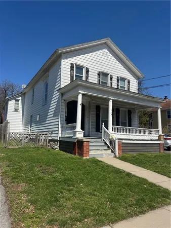 $1,350 | 113 West Main Street, Unit 1, Palmyra, NY 14522