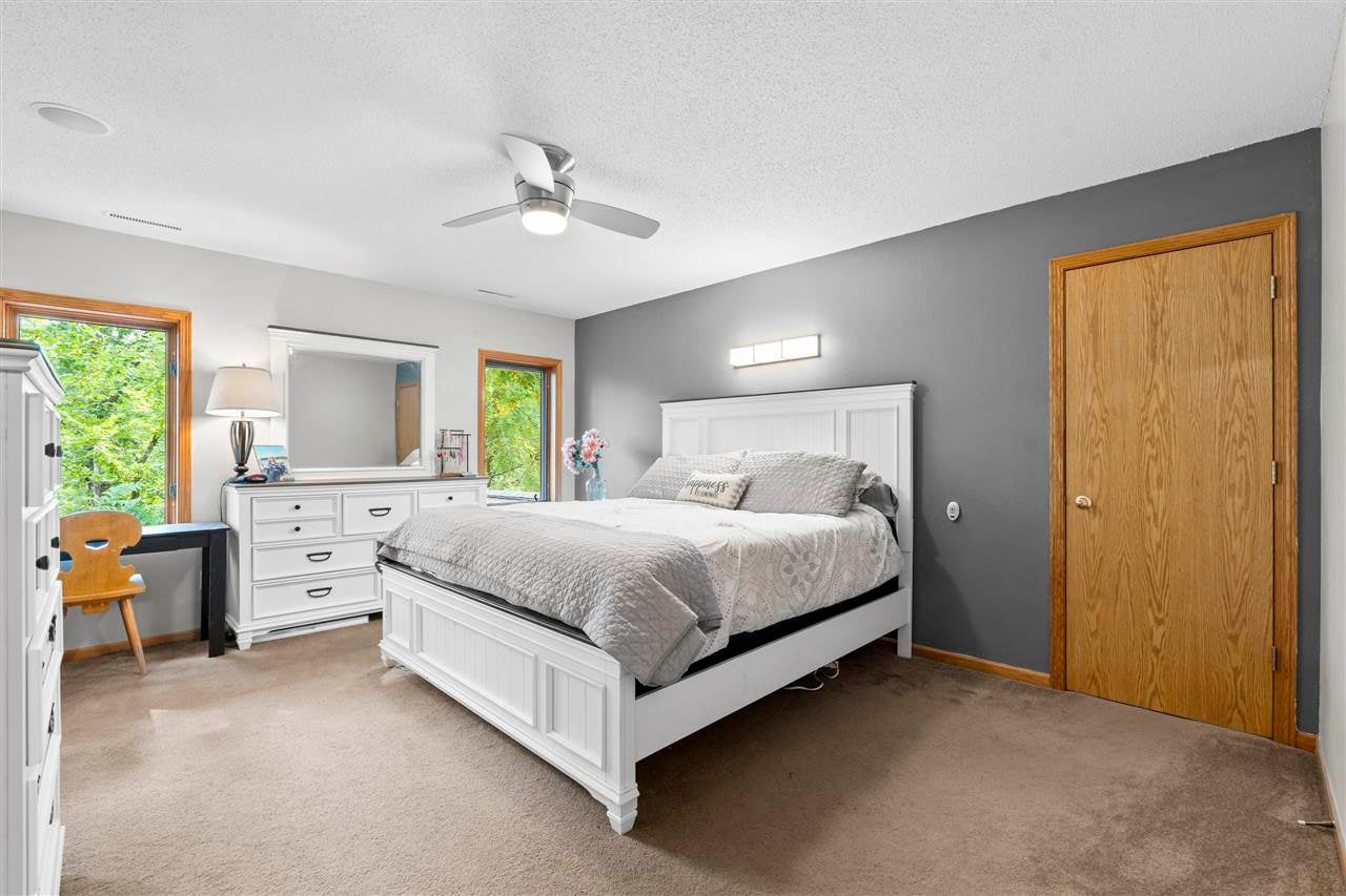 3256 Meadow Ridge Road Northeast Solon, IA 52333 - Photo 30 of 69 Gallery Image 30