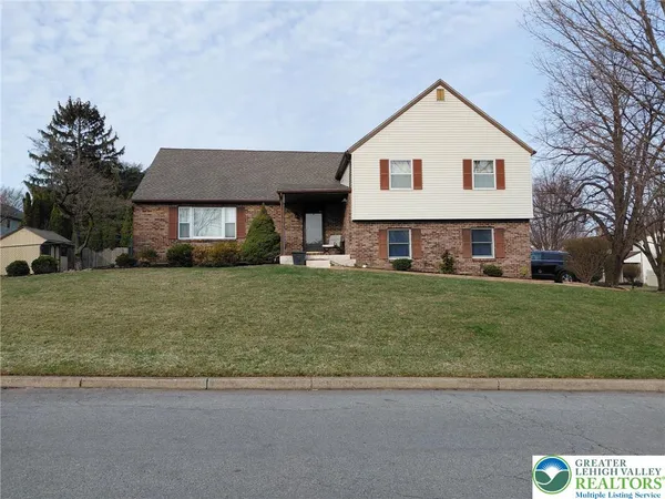 $539,900 | 2802 Windy Hill Road, Allentown, PA 18103