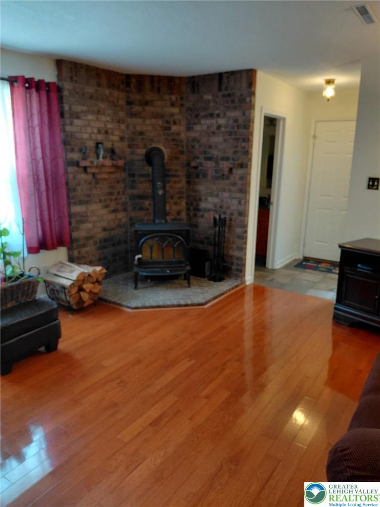 2802 Windy Hill Road Allentown, PA 18103 - Photo 16 of 58 Family Room